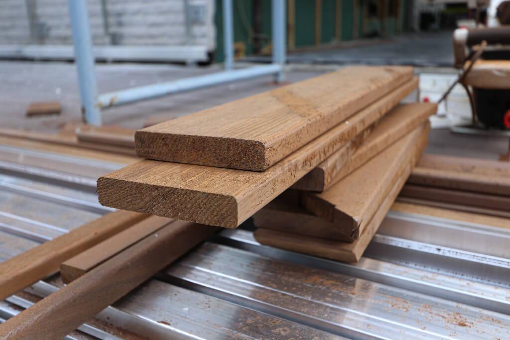 монтаж прямого планкена: замеры досок