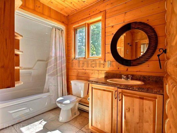 обшивка ванной комнаты планкеном из лиственницы